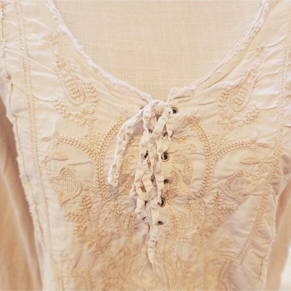 FREE PEOPLE VINTAGE EMBROIDERED TOP SIZE SMALL - Picture 6 of 7